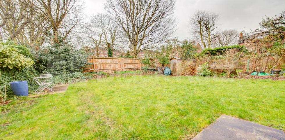 			Fantastic Studio Flat In Crouch End , Studio Apartment, 1 bath, 1 reception Studio			 Coleridge Road, Crouch End